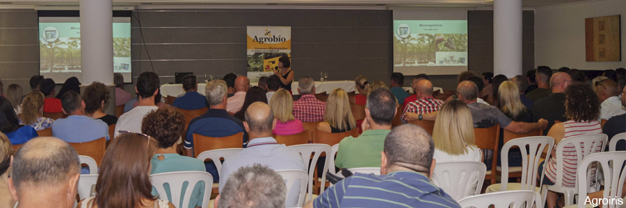 Agricultores de Eurosol asisten a las charlas de Agrobío